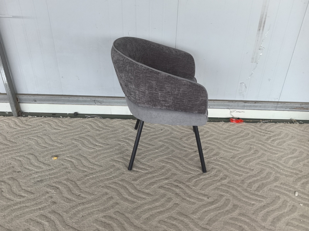 SILLA COMEDOR KIARA GRIS OSCURO Y CLARO,PATAS NEGRO(60x60x76CM)