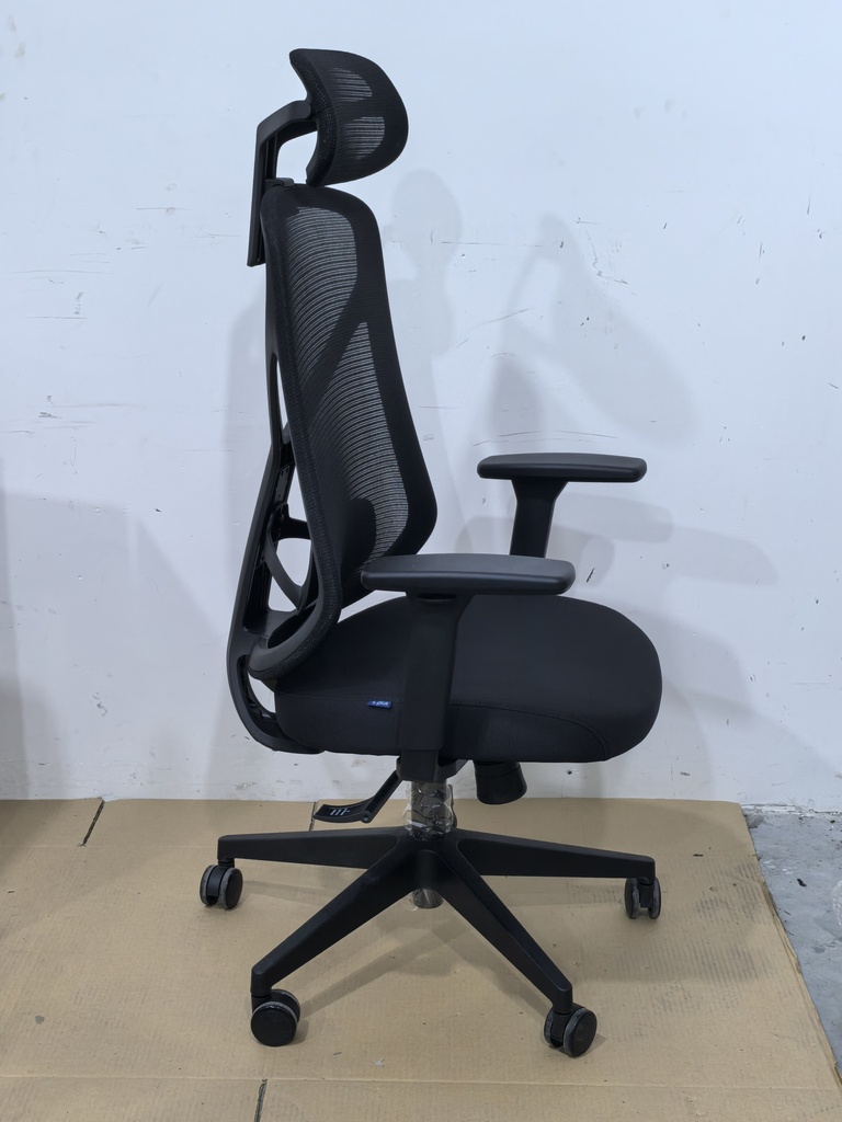 SILLA DE OFICINA EJECUTIVA NOLAN 6243A CON CABECERA (RESPALDO NEGRO, ASIENTO NEGRO)