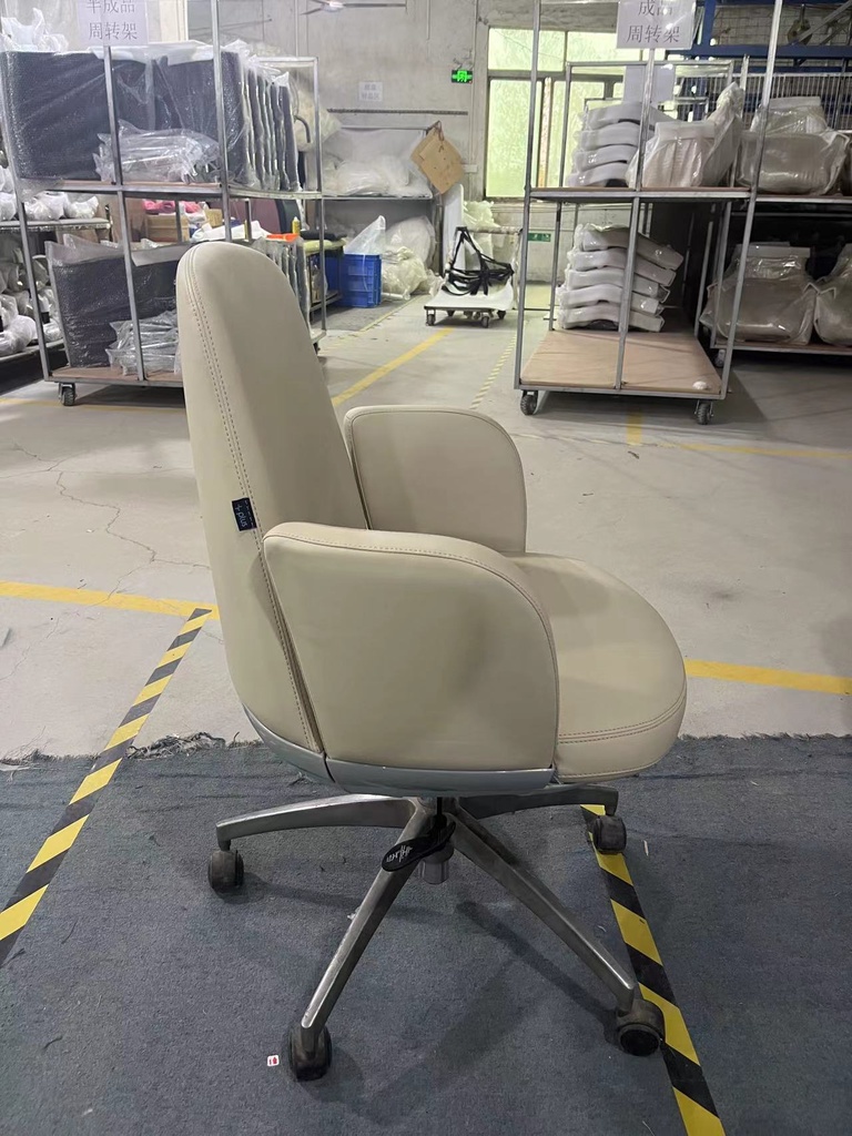 SILLA DE OFICINA EJECUTIVA MAX(RESPALDO BEIGE,ASIENTO BEIGE)