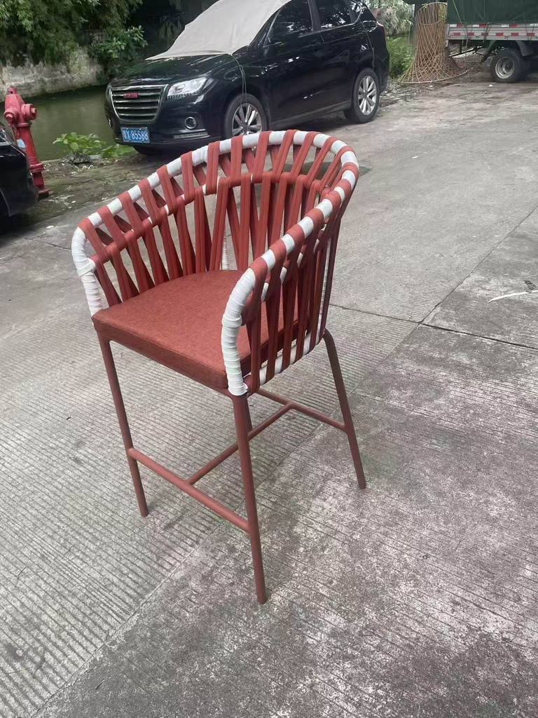 SILLA BAR TROY COJIN ROJO CON RATTAN ROJO(68*58*105CM)