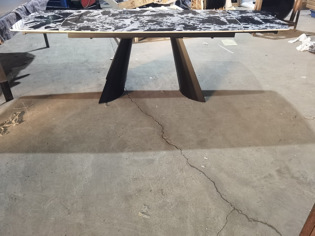 MESA COMEDOR BLAKE NEGRO (160/240*90*76CM)