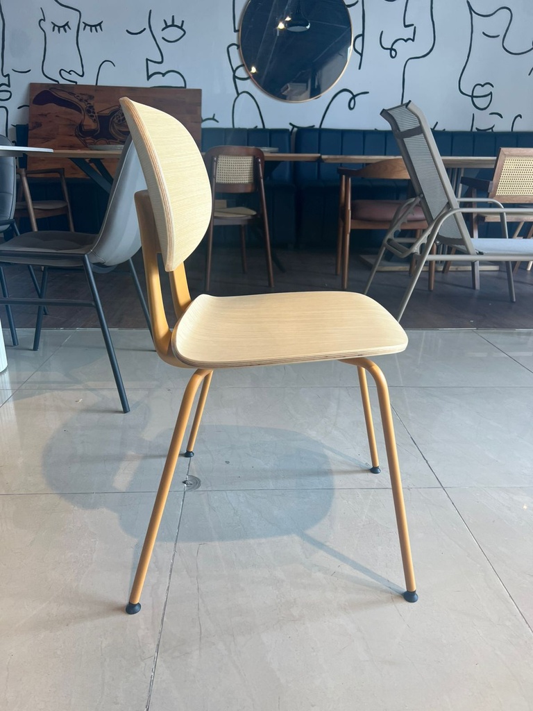 SILLA COMEDOR PATRICK AMARILLO (51.6*52.5*80.4CM)